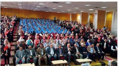 وزارة العمل تشارك في ندوة للتوعية بعنوان 