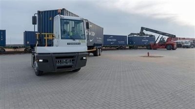 دور كبير لميناء أكتوبر الجاف  في حركة الواردات والصادرات القادمة والمتجهة من و الى الموانئ البحريه المصرية
