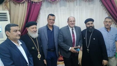 وكيل تعليم قنا يزور ديرالأنبا بضابا لتقديم التهنئة بعيد القيامة 