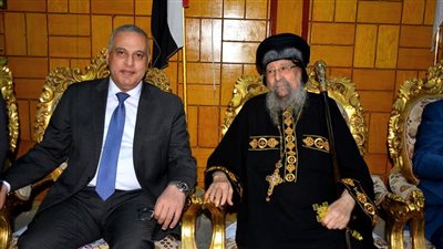 محافظ سوهاج يزور مطرانيات البلينا وجرجا لتقديم التهنئة للأقباط بعيد القيامة