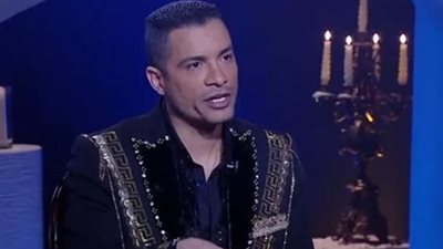 حسن شاكوش يهاجم الفتيات والشباب على تيك توك..خليتوا اللي ما يشتري يتفرج