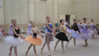 4 ليالِ لعرض 