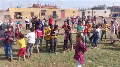 بـ «الحمار وشد الحبل» مهرجان للألعاب البيئية والشعبية احتفالًا بشم النسيم 