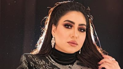 بوسي تحتفل بشم النسيم بالقصير اللافت