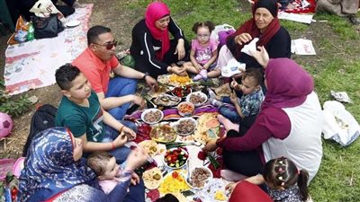 4 حالات تسمم بسبب الفسيخ.. و