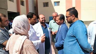 وكيل صحة سوهاج يتفقد مستشفى جهينة المركزي والحميات 