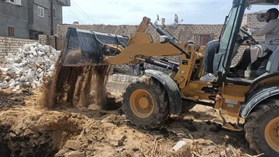 إزالة التعديات ومصادرة معدات البناء بسنورس في الفيوم 