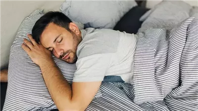 مخاطر صحية قد تواجهك بسبب الإفراط في النوم