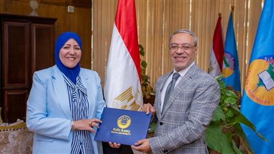 رئيس جامعة طنطا يستقبل العمداء الجدد لكليات طب الأسنان والعلوم والتمريض