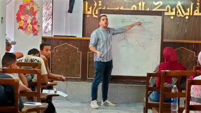 إستمرار المحاضرات المجانية لطلاب الشهادة الإعدادية بإدارة شرق الفيوم 
