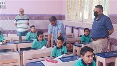 زخرفية نجع حمادي خامس الجمهورية في التحقيق الصحفي بقطاع التعليم الفني  