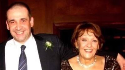 نقابة المهن التمثيلية تنعي كريم عبد العزيز فى وفاة والدته 