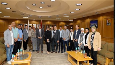 مناقشة مشروعات تخرج طلاب الإذاعة والتلفزيون بـ«آداب كفر الشيخ»