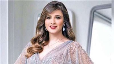 ياسمين عبد العزيز: شهرتي فى عمر صغير خدت مني كل حاجه 