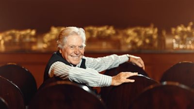 حسين فهمي ضيف شرف اليوبيل الذهبي لمهرجان جمعية الفيلم