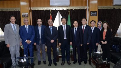 محافظ الإسماعيلية يستقبل وفد اللجنة الدائمة لمجلس نواب الشعب لمقاطعة جيانغ سو الصينية