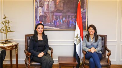 «المشاط» و«مرسي» يناقشان سبل زيادة مشاركة المرأة في مختلف المجالات 