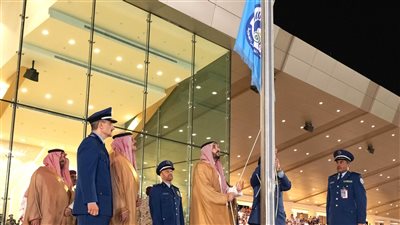 قائد القوات الجوية يلتقي نظيره السعودي لإفتتاح كلية الملك فيصل بمقرها الجديد