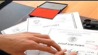 تجديد حبس المتهم بتزوير الشهادات   
