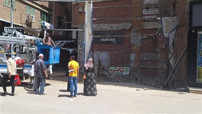 حملات مكثفة لإزالة الإعلانات العشوائية بالدقهلية