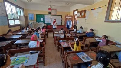 وكيل تعليم الغربية يتفقد سير الامتحانات بطنطا والسنطة