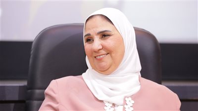 القباج تشهد عرض المدرسة العربية للسينما والتليفزيون فيلم 