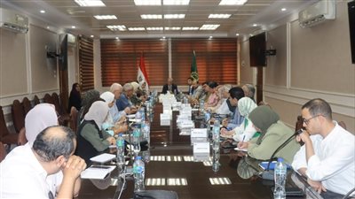 محافظ القليوبية يلتقى بأعضاء البنك الدولي لمناقشه تنفيذ المشروعات البيئية