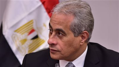 فرص عمل واتفاقيات لتشغيل الشباب بالخارج.. حصاد وزارة العمل في أسبوع