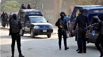 ضبط 5 عمال بأسيوط لتنقيبهم عن الآثار