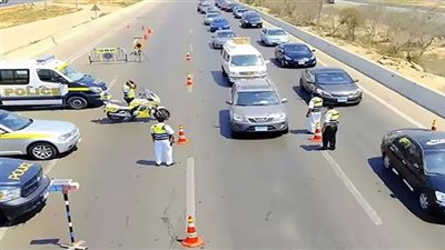  حملات مرورية لتحقيق الانضباط على قائدي السيارات 