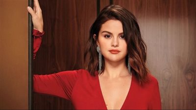 غيرة أم خطوبة.. سيلينا جوميز تثير استفزاز الجمهور بعد إعلان حمل هايلي بيبر