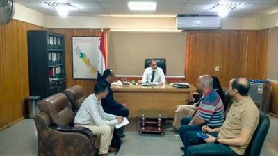 وكيل صحة سوهاج يلتقي فريق إدارة مكافحة الأمراض المعدية بوزارة الصحة