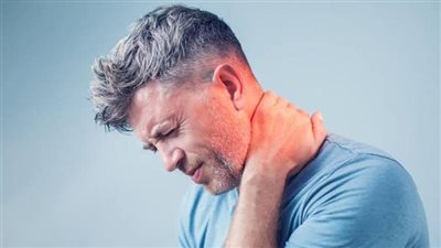 أبرزها مشاكل في المعدة.. طبيب يكشف أعراض التوتر العضلي الوعائي 