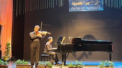 جمهور الأوبرا بين الموسيقى الكلاسيكية والعربية وفن الباليه في سهرة فنية 