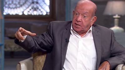 لطفي لبيب يكشف حقيقة إصابته بشلل نصفي 