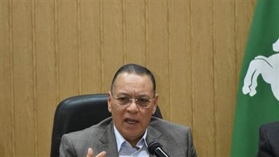 ضبط 2.25 طن دقيق بلدي داخل مخزن بمركز بلبيس