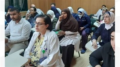 وزارة العمل تنشر ثقافة السلامة والصحة المهنية في القطاع الصحي بالقاهرة