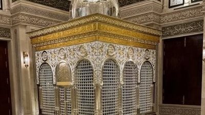 أم هاشم حاضرة في القلوب رغم إغلاق مسجدها لأربع سنوات