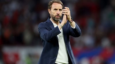 ساوثجيت يكشف حقيقة اقترابه من تدريب مانشستر يونايتد