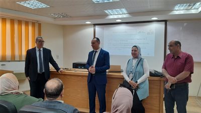 وكيل صحة البحيرة يلتقي طلبة دبلومة إعتماد المؤسسات الصحية 