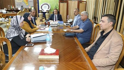 محافظ المنوفية يعقد إجتماعاً لمناقشة مشروعات الخطة الإستثمارية للعام المالي الجديد