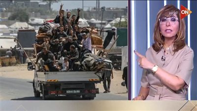  لميس الحديدي تعرض صورة لنازحين فلسطينيين: شعب لا ينكسر يرفع دومًا شعار الإرادة
