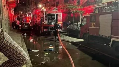 حريق بجراج الإسكندرية وتفحم 4  سيارات 