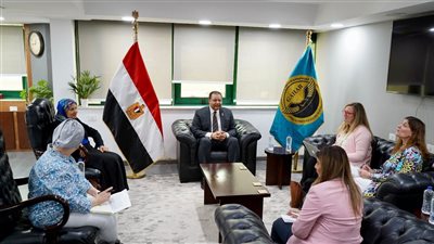 رئيس الرقابة الصحية يبحث آفاق التعاون المشترك مع وفد الوكالة الأمريكية للتنمية الدولية