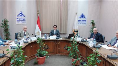 رئيس جامعة بنها يترأس لجنة اختيارعميد كلية الهندسة ببنها
