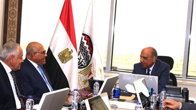 وزير قطاع الأعمال العام يستقبل رئيس الهيئة العربية للتصنيع لبحث إنشاء مجمع صناعي 