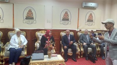 آداب سوهاج تستقبل لجنة الهيئة القومية لضمان الجودة لإعتماد 4 برامج دراسية