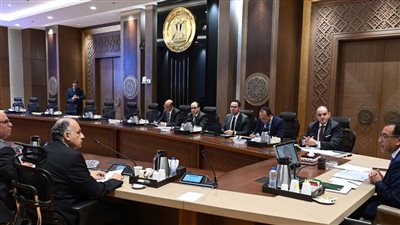 رئيس الوزراء يلتقي أعضاء المجلس التصديري وغرفة صتاعة مواد البناء