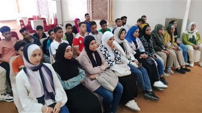 دورات تدريبية وورش عمل بمراكز شباب المنيا 