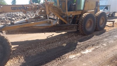 محافظ الغربية يتابع استمرار أعمال رصف طريق الشين بقطور